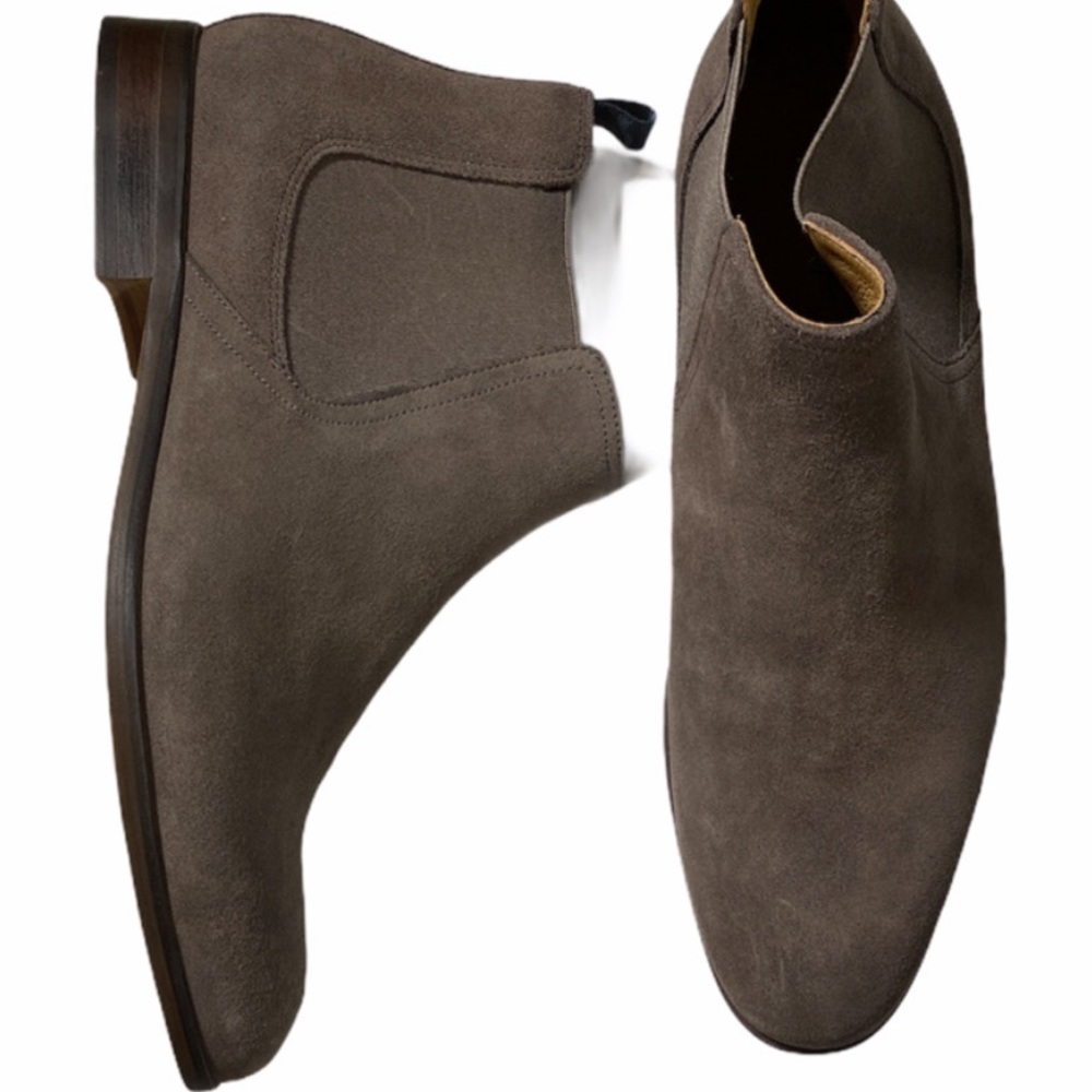 Toe Cap Combatant Gentleman boot | Taupe Suede | 9